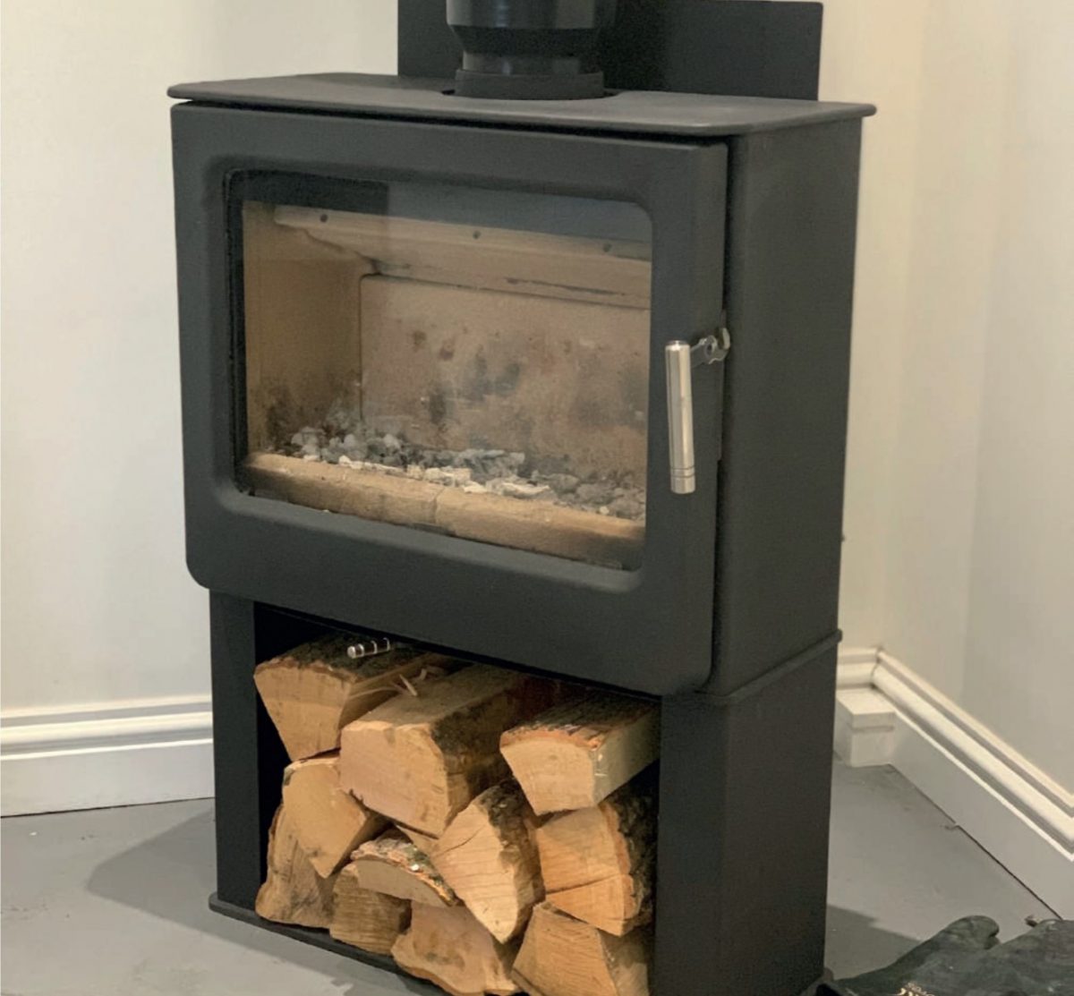 Mendip Ashcott Wide Wood Burning Stove with Log Store