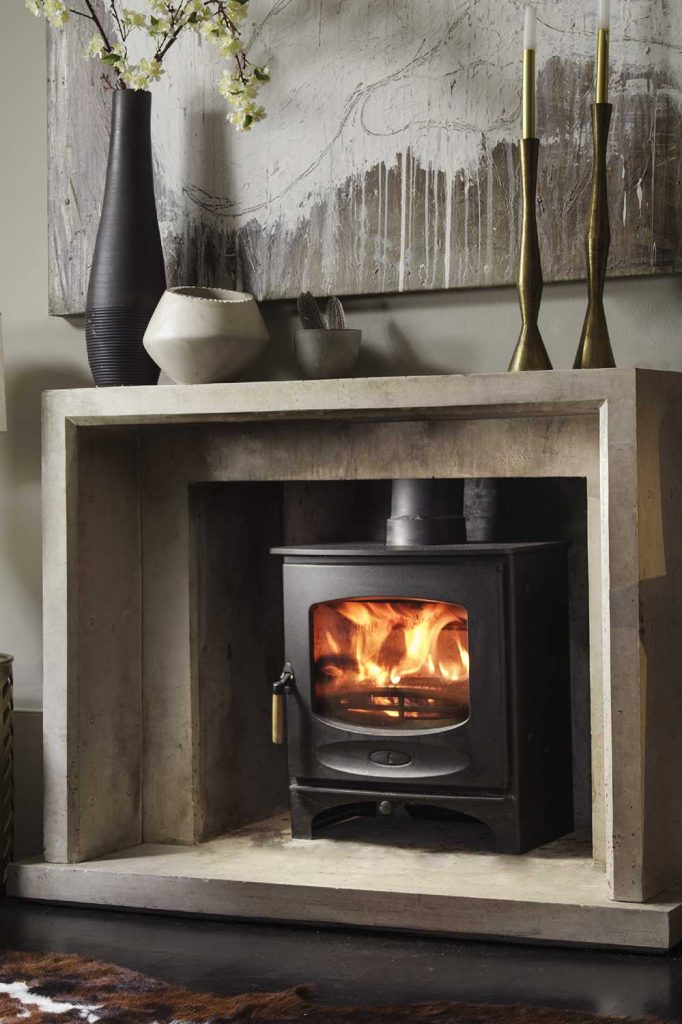 Charnwood C-Seven Eco Design Ready Wood Burning Stove with Low Legs and Grate