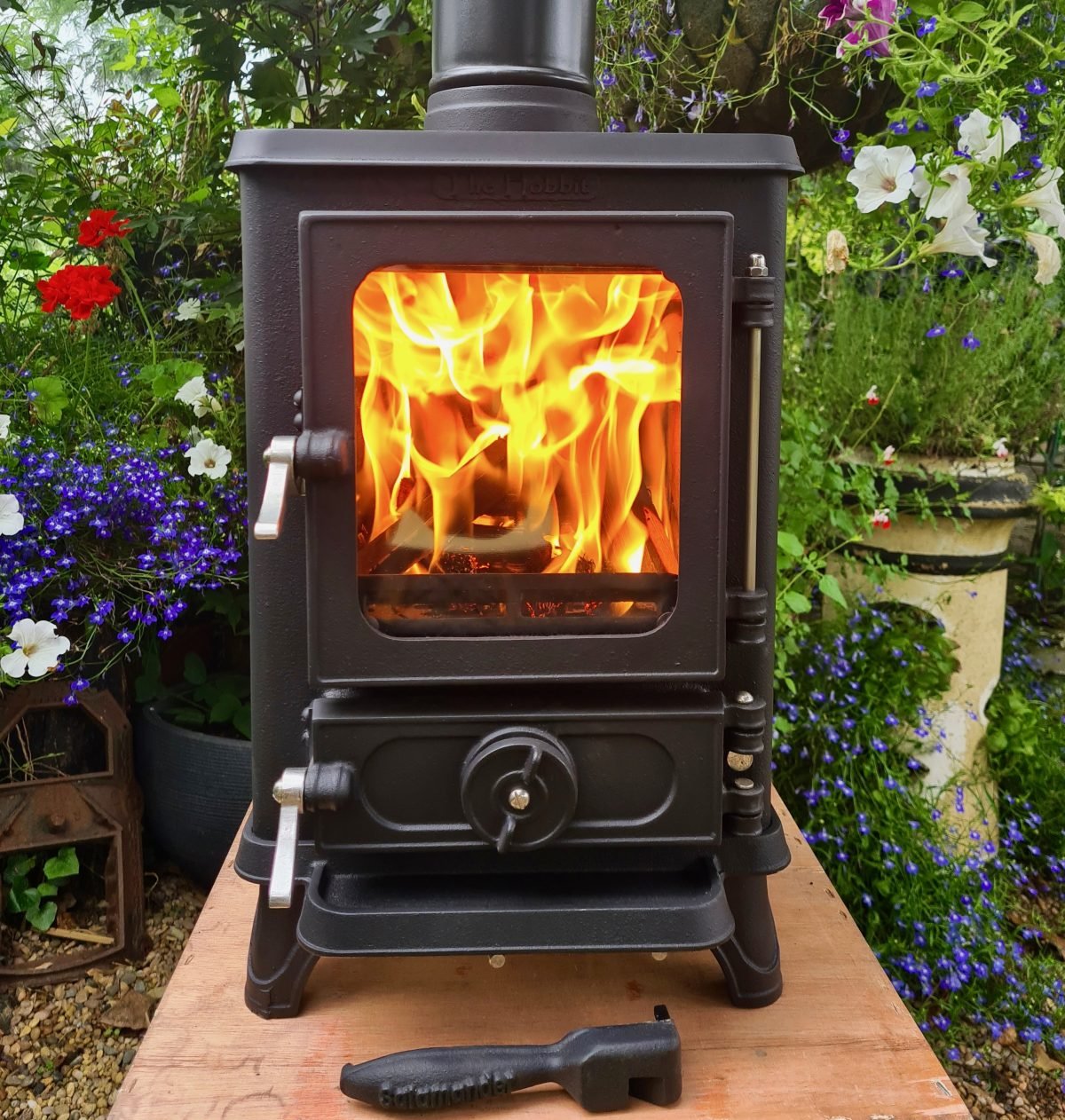 The Hobbit Multifuel Ecodesign SE Defra Approved Stove